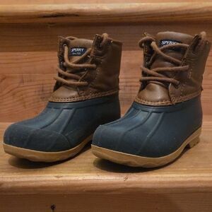Sperry Kids Brown and Navy Boots